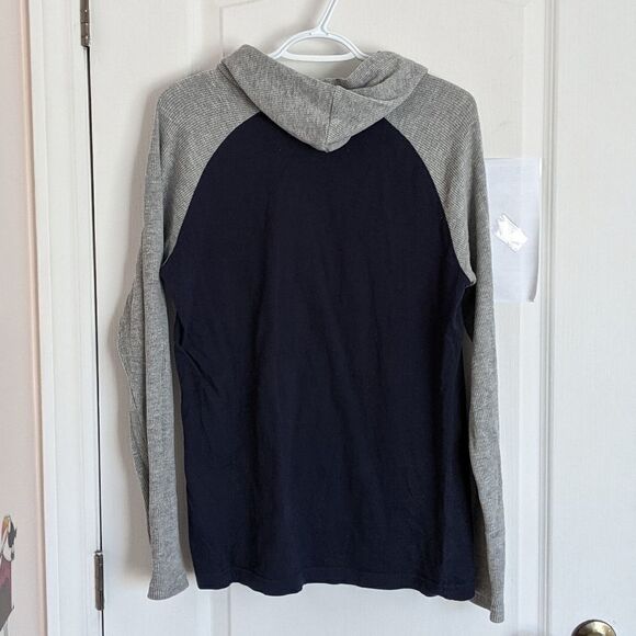 LEVI'S thermo hoodie youth XL, long sleeve fits women Medium @P - Picture 10 of 11